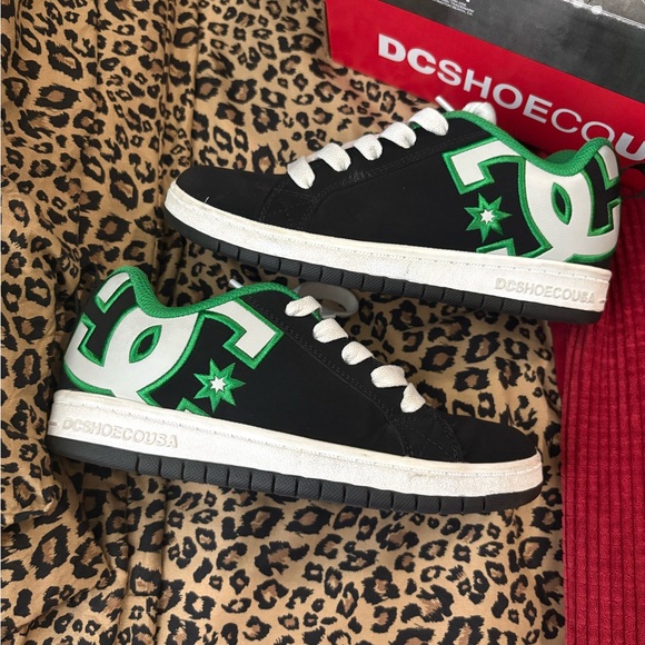 DC Shoes - DC shoes woman’s size 5